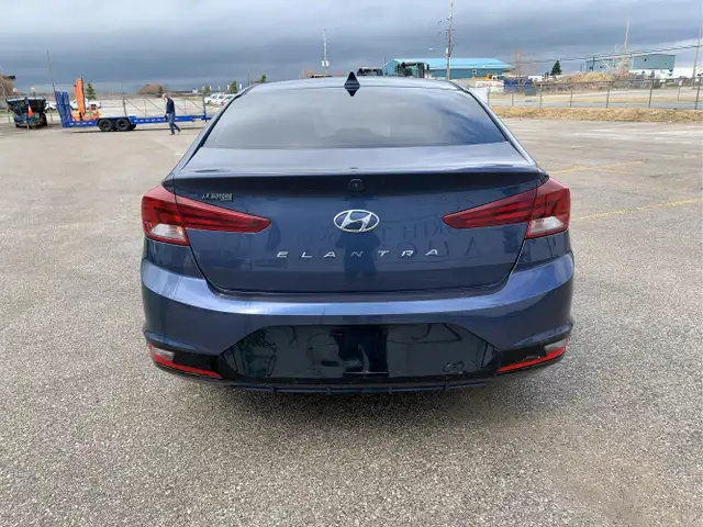 2019 Hyundai ELANTRA - Photo 6