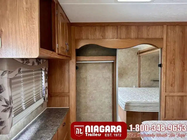 2010 JAYCO EAGLE 322FKS Travel Trailer - Photo 19