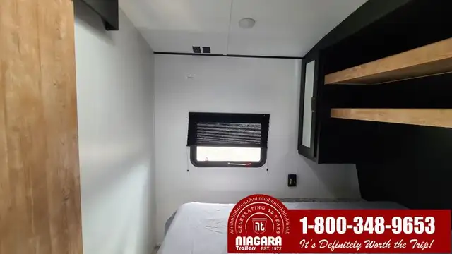 2022 KEYSTONE SPRINGDALE 260BH Travel Trailer - Photo 3