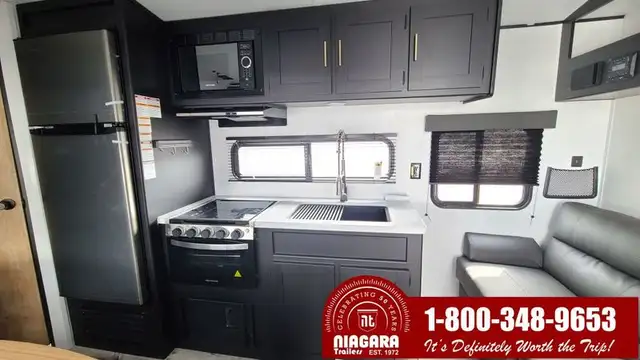 2022 KEYSTONE SPRINGDALE 260BH Travel Trailer - Photo 5