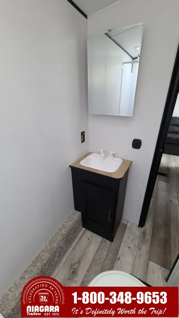 2022 KEYSTONE SPRINGDALE 260BH Travel Trailer - Photo 15