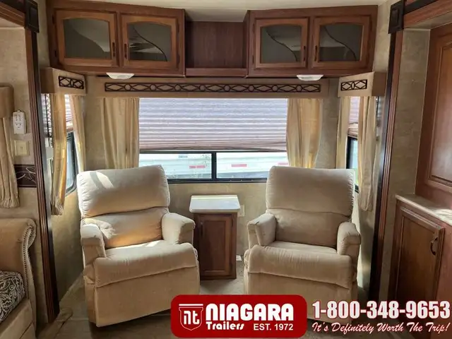 2011 K-Z INC. DURANGO 2500 325RL Fifth Wheel - Photo 19