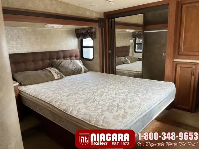 2011 K-Z INC. DURANGO 2500 325RL Fifth Wheel - Photo 24