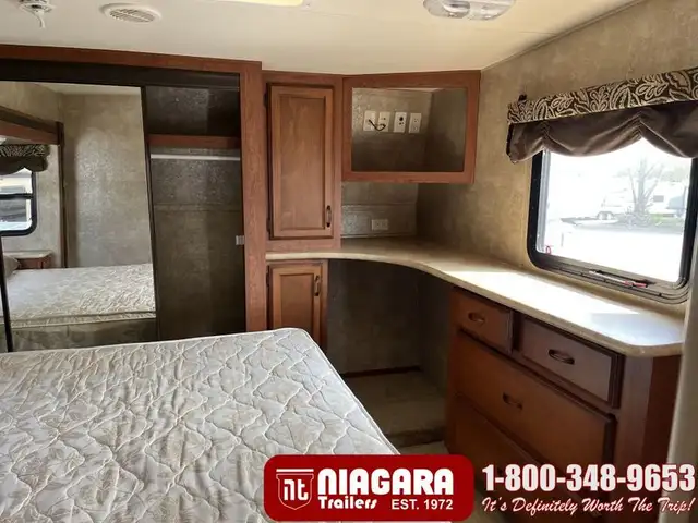 2011 K-Z INC. DURANGO 2500 325RL Fifth Wheel - Photo 25