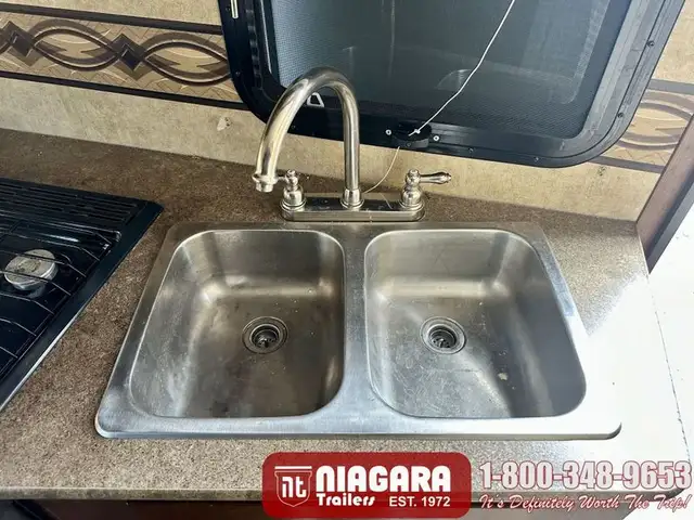 2014 DUTCHMEN KODIAK EXPRESS 172E Hybrid - Photo 15