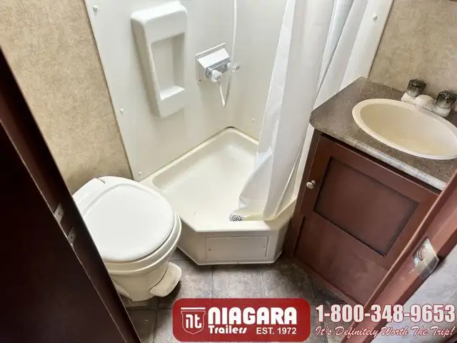 2014 DUTCHMEN KODIAK EXPRESS 172E Hybrid - Photo 21