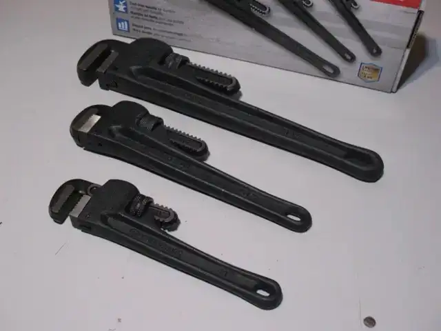 Mastercraft Triple Pipe Wrench Set, BRAND NEW - Photo 9