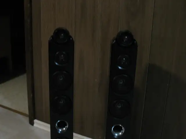 2 Classic Singing Machine Tower Floor Speakers - Photo 8