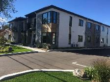 Appartement 4 1/2 au RDC à louer STYLE CONDO avec GARAGE