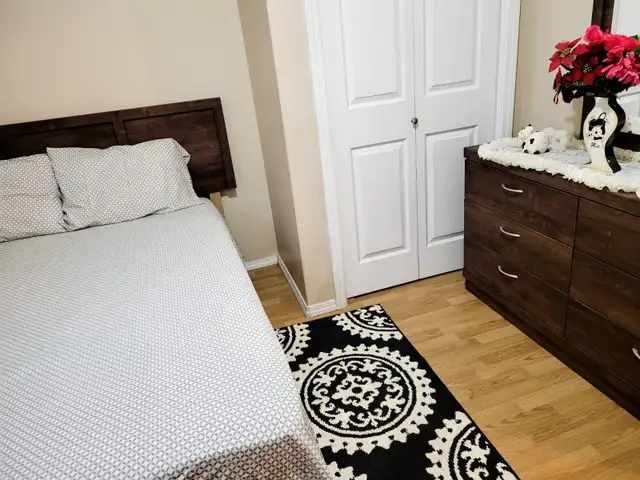 Room for Rent - Photo 3