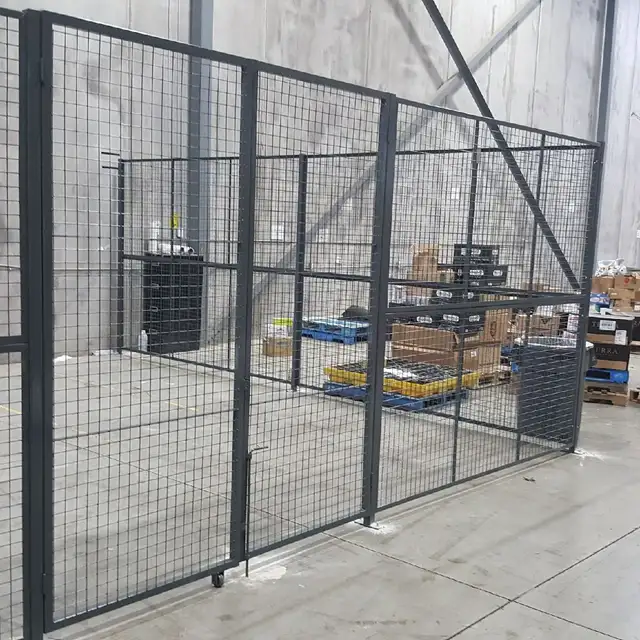 Wire mesh partitions / security fence / cages / drivers entrance - Photo 8