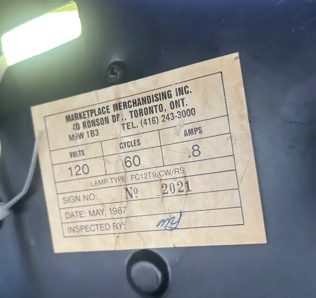 Marketplace Merch Labatt’s Blue Air Ballon Light Up Bar Sign - Photo 3