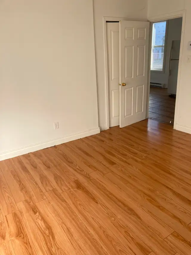 5 ½, deux grandes chambres fermées (Verdun) - Photo 9