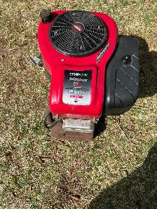 17 hp Briggs &Stratton Engine