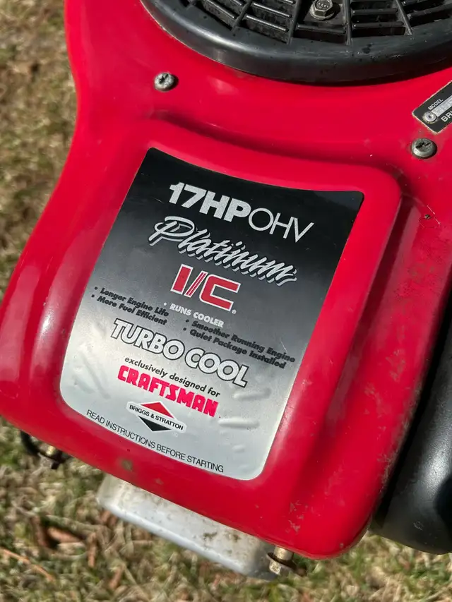 17 hp Briggs &Stratton Engine - Photo 2
