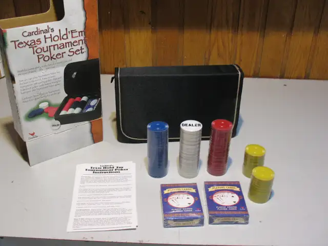 Texus Hold Em Poker Set, BRAND NEW - Photo 9