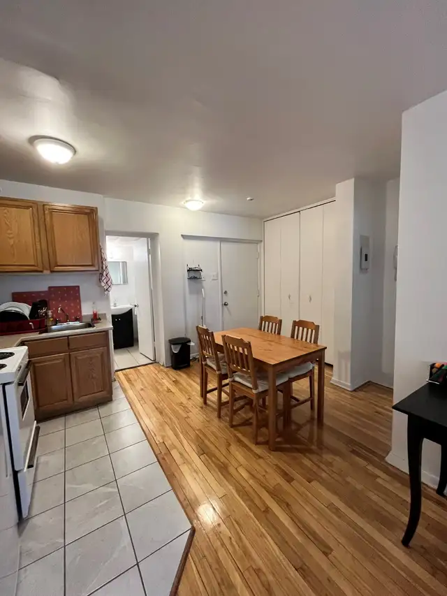 Beau 3½ LIBRE - CDN - près UdeM, Poly, SITUÉ DEMI SOUS-SOL - Photo 2