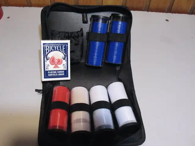 BRAND NEW, Bicycle 300 plus Pieces Portable Poker Set - Photo 6