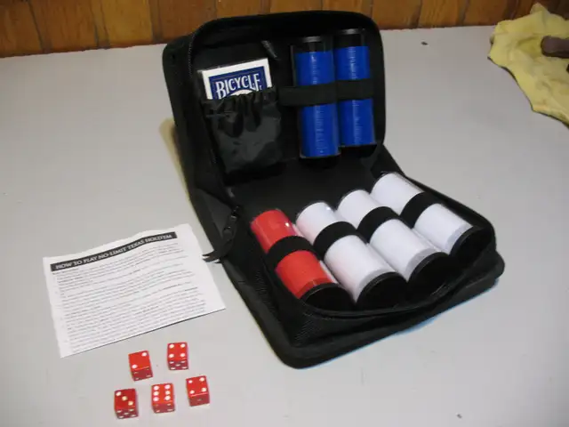 BRAND NEW, Bicycle 300 plus Pieces Portable Poker Set - Photo 8