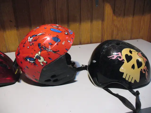 Bicycle Helmets for Adults and Children - Photo 8