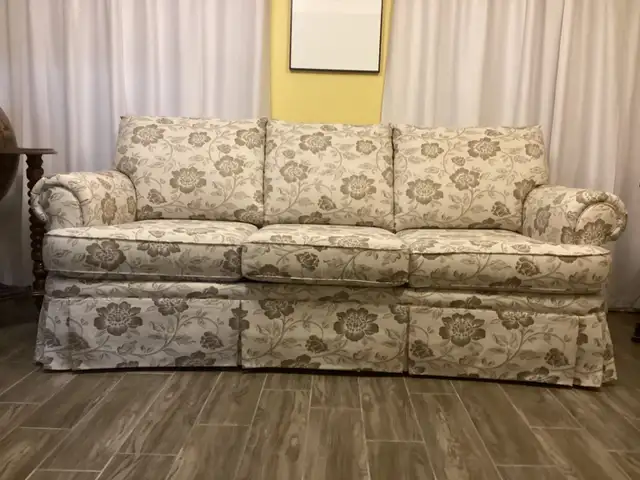 Sofa & Loveseat