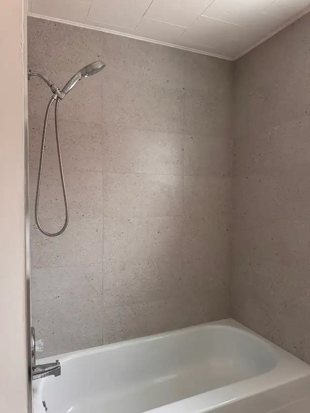 3 1/2 rénové - Grand Boulevard - Photo 9