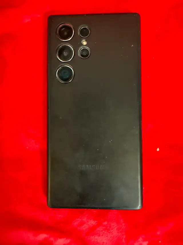 Samsung S24 Ultra Cell Phone~256 gigs - Photo 4