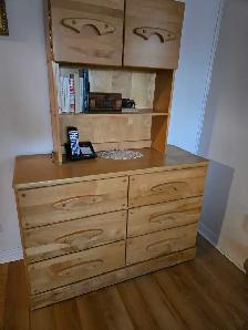 Wood Hutch Dresser
