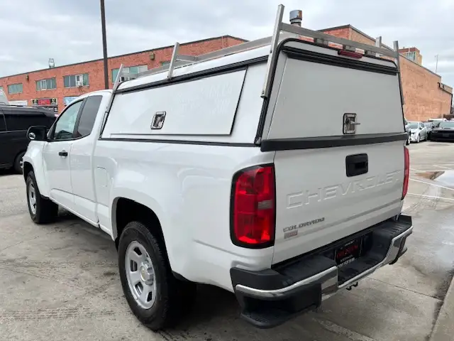 2021 Chevrolet Colorado 4 CYLINDER-1 OWNER-NO ACCIDENTS-CERTIFIE - Photo 4