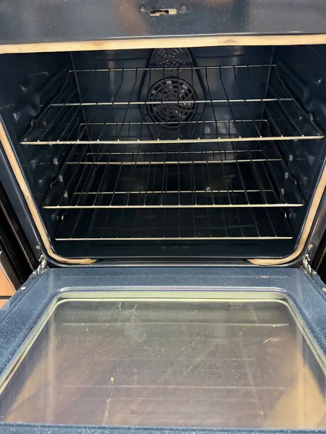 Samsung stainless steel glass top  stove - Photo 3