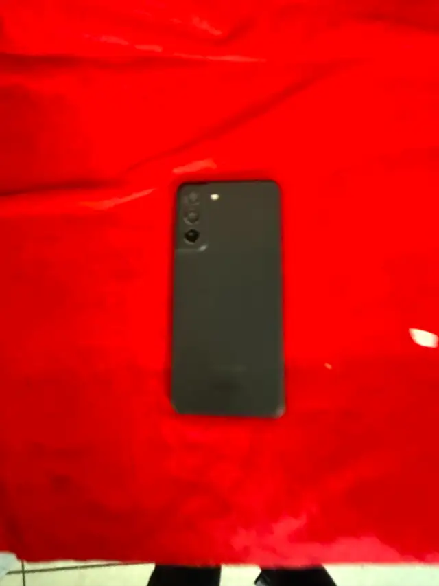 Samsung S21 FE 5G Cell Phone~128 gigs - Photo 3