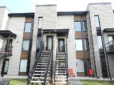 Soyez les chanceux! 4 1/2 à 5 mins d'Ottawa! WOW!