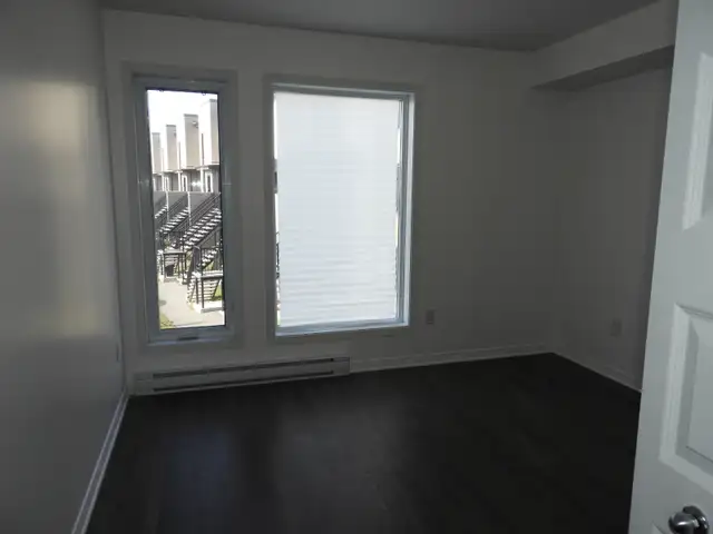 Soyez les chanceux! 4 1/2 à 5 mins d'Ottawa! WOW! - Photo 6