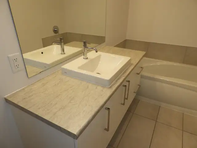 Soyez les chanceux! 4 1/2 à 5 mins d'Ottawa! WOW! - Photo 10