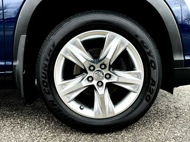 2015 Toyota Highlander Limited Hybrid Only 171,900 kms. LIKE NEW - Photo 6