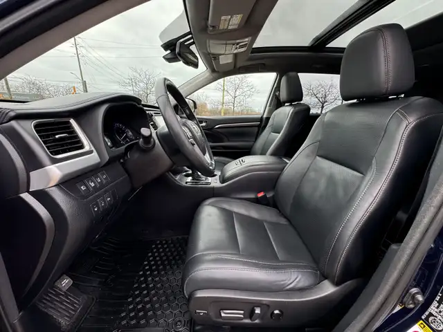 2015 Toyota Highlander Limited Hybrid Only 171,900 kms. LIKE NEW - Photo 10
