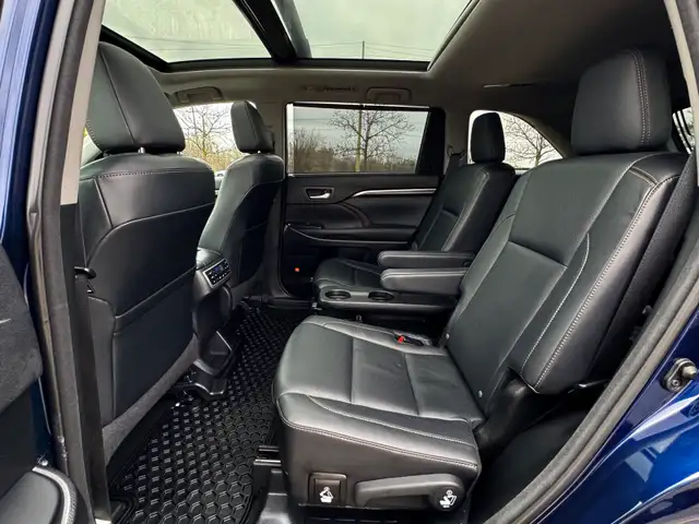 2015 Toyota Highlander Limited Hybrid Only 171,900 kms. LIKE NEW - Photo 11