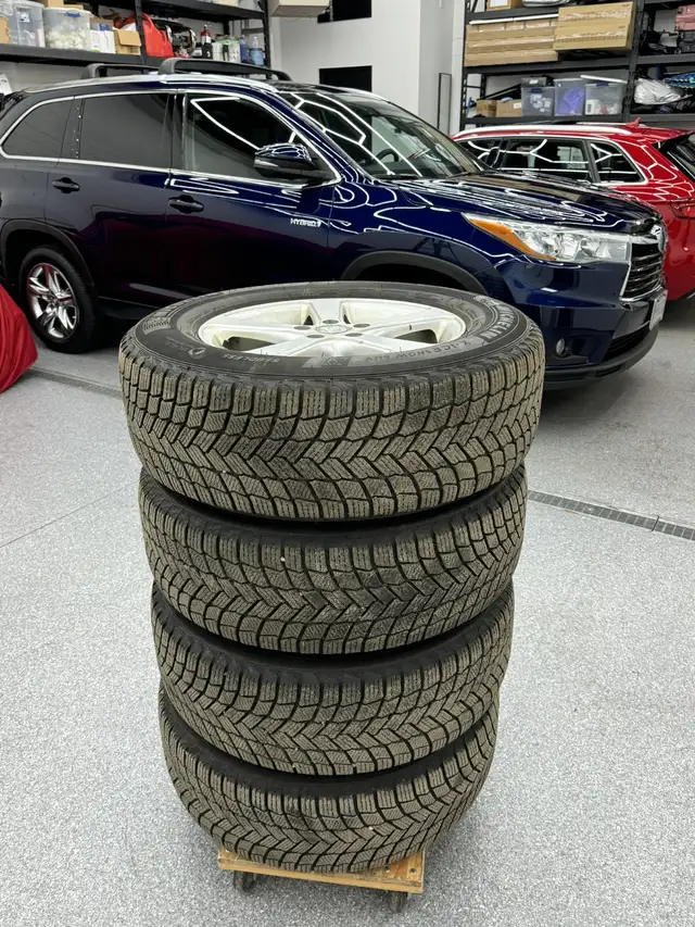 2015 Toyota Highlander Limited Hybrid Only 171,900 kms. LIKE NEW - Photo 19