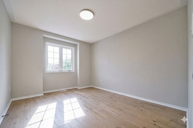 Detached House available for Lease - Photo 7