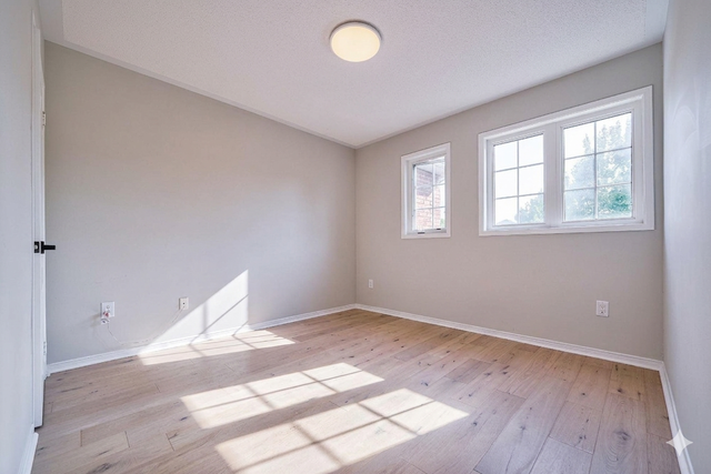 Detached House available for Lease - Photo 8