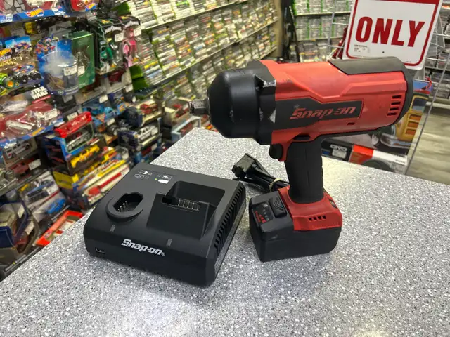 Snap On CT9050 18V Brushless 1/2" Impact Kit With 5AH Batt And