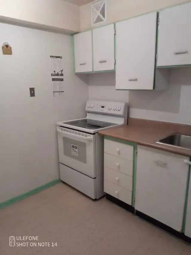 private room for rent - Photo 2