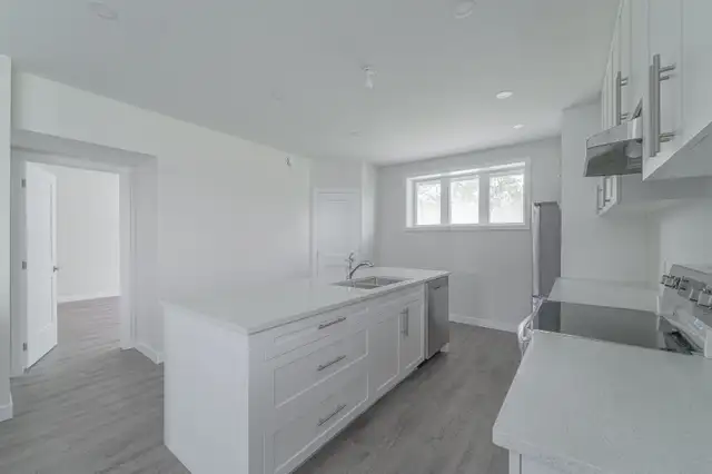 FOR RENT in WENDOVER - 2 BEDROOM - Photo 5