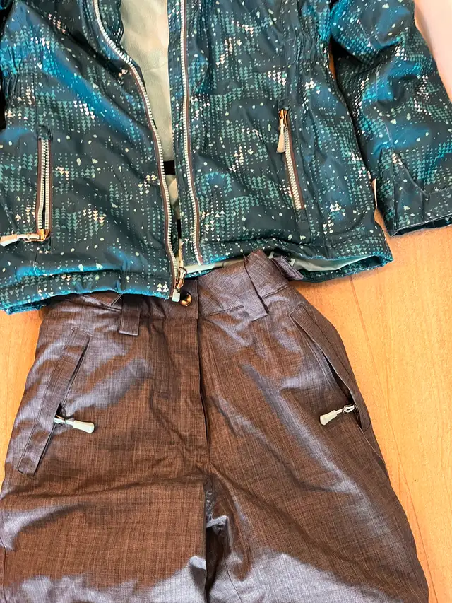 Beau habit de neige pour fille 10 ans - Photo 4