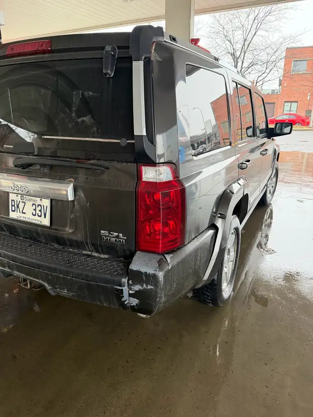 JEEP COMMANDER 2006 V8 Hemi 5.7 low mileage!! - Photo 7