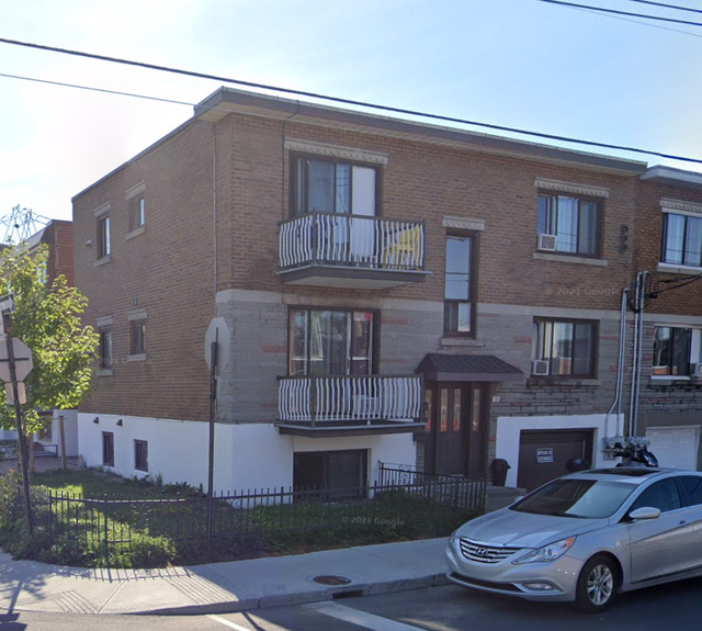 Ahuntsic-Chabanel-Grand 3 1⁄2 demi s/sol avec SALLE D’ENTREPOSAG