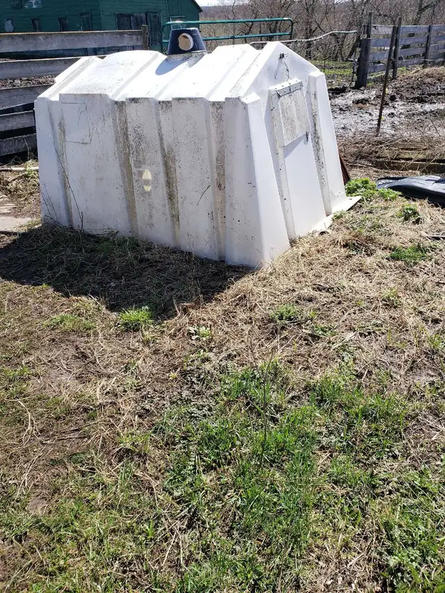 calf  hutches for sale