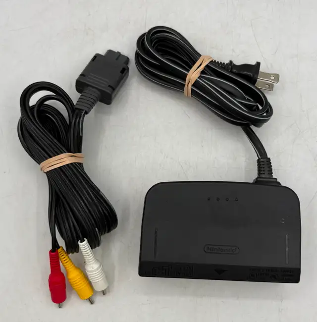 Nintendo N64 Complete with Controller ( Model: NUS-001 ) - Photo 6