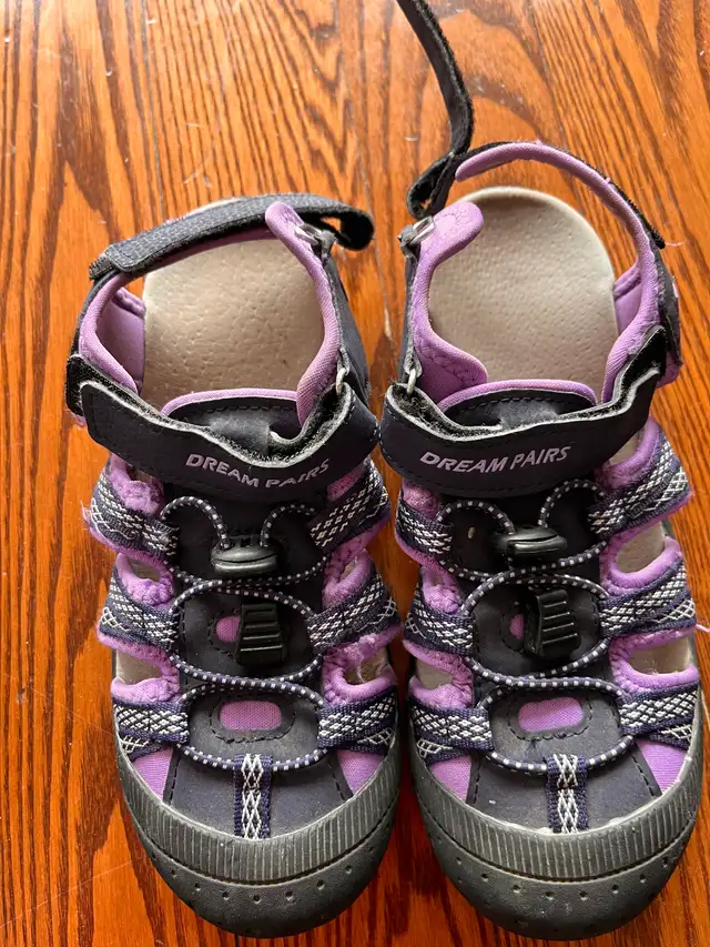 Belles chaussures pour fille presque neuves - Photo 4