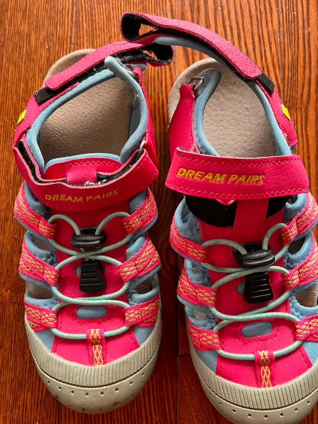 Belles chaussures pour fille presque neuves - Photo 5